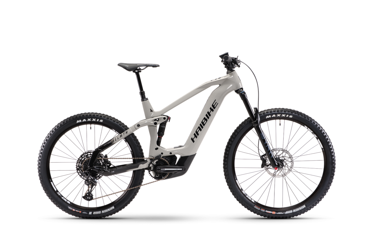 CELOODPRUŽENÉ ELEKTROKOLO HAIBIKE ALLMTN CF 9 Gloss Grey Black 2024