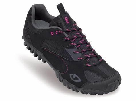 Cyklistické tretry GIRO Petra Black/Rhodamine, vel. 39